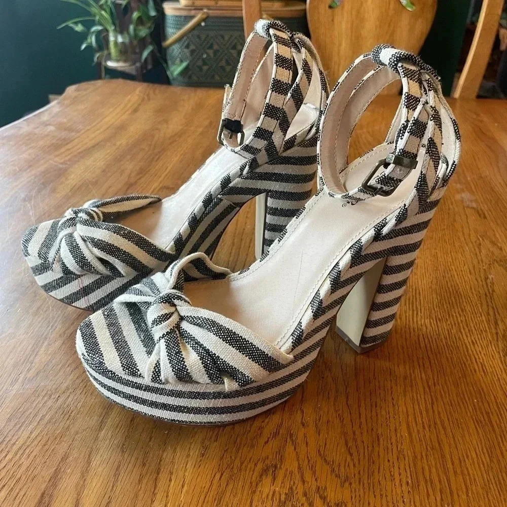 JustFab Black and White Striped Knotted Platform Heels